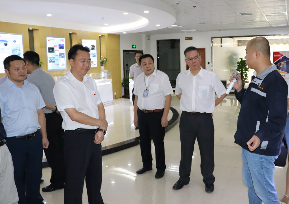 原湖南省工信厅厅长曹慧泉